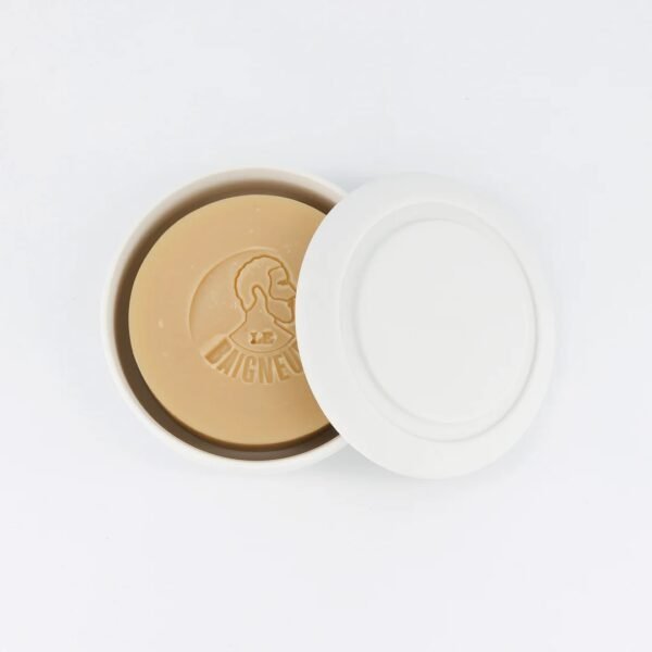 Bol et savon de rasage