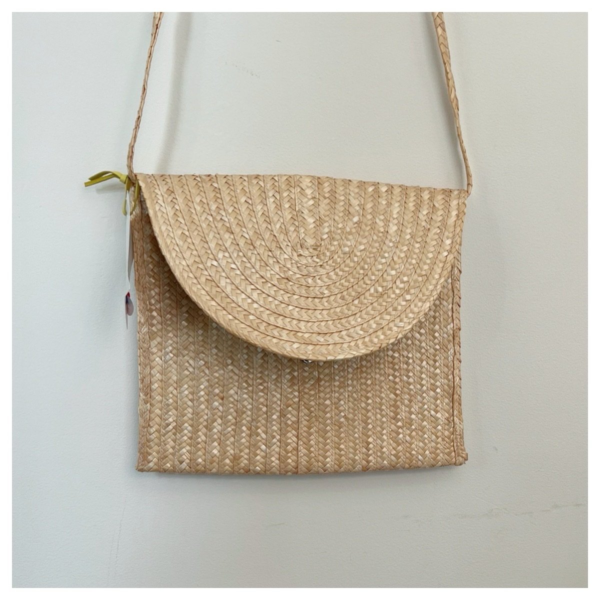 Pochette en paille et tissu Triangles