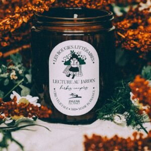 Bougie naturelle « Lecture au jardin » Parfum herbes coupées
