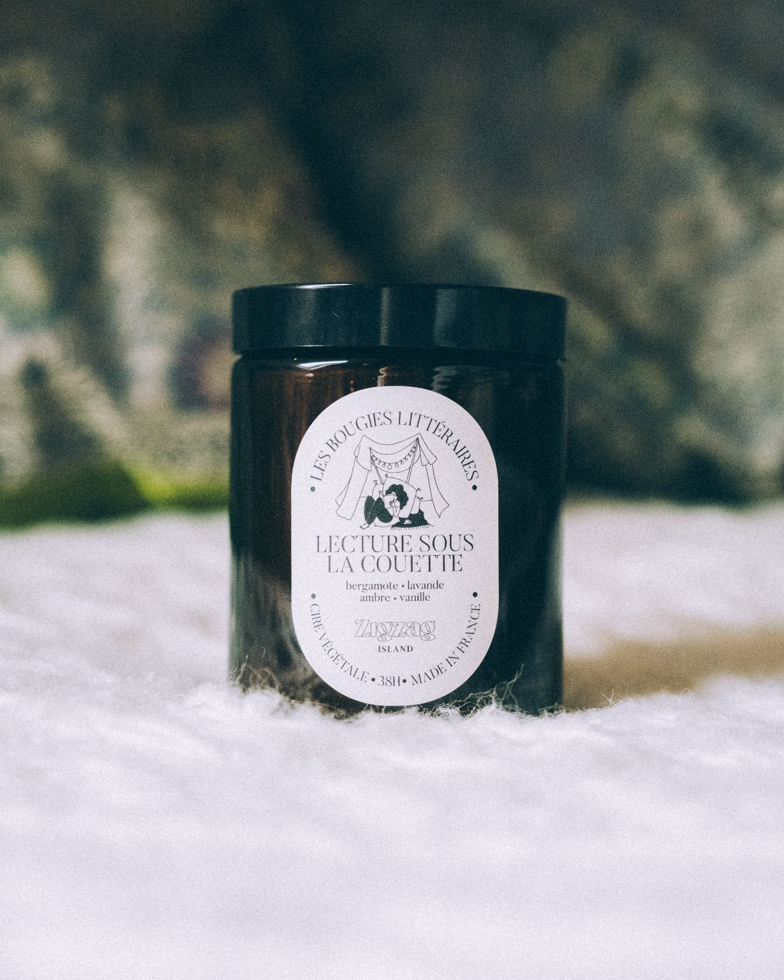 Bougie naturelle « Lecture sous la couette » parfum bergamote et lavande