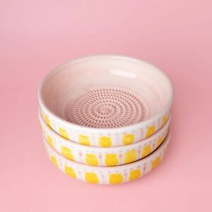 Râpe en céramique grande rose